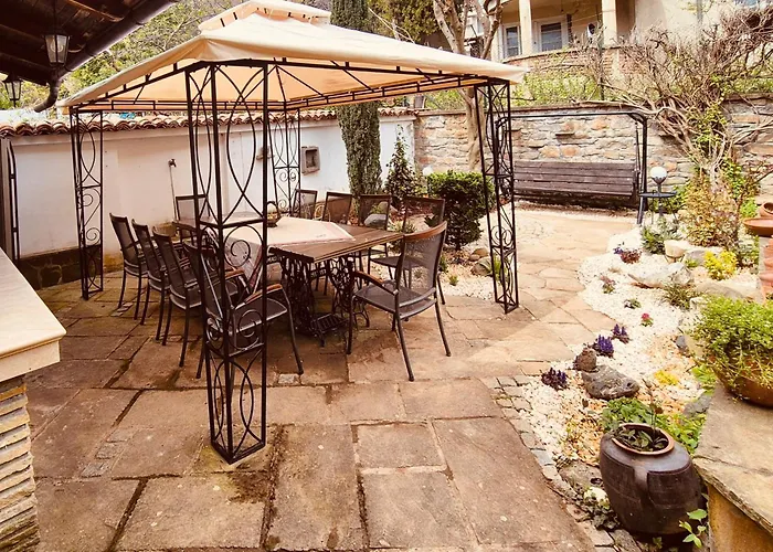 Luxury Private House In City Center