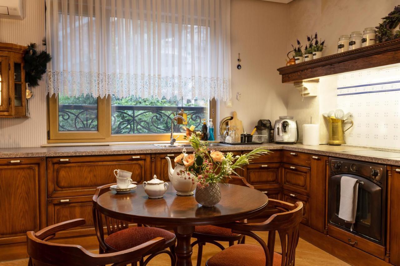 Luxury Private House In Center *