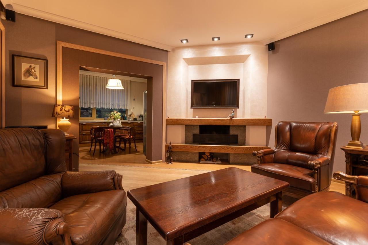 Luxury Private House In Center